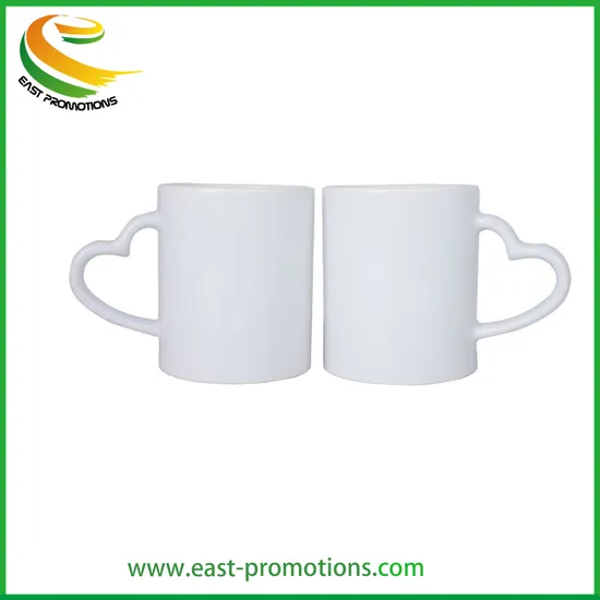 Factory Custom Printing Fashion Design Porcelain Ceramic Mug Heart Handle Love Mugs for Valentine′ S Day Gifts