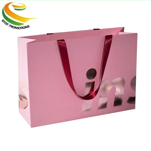 Manufacturer Custom Cheap Luxury Coated Art Paper Gift Bag Ribbon Handle with Logo Stamping