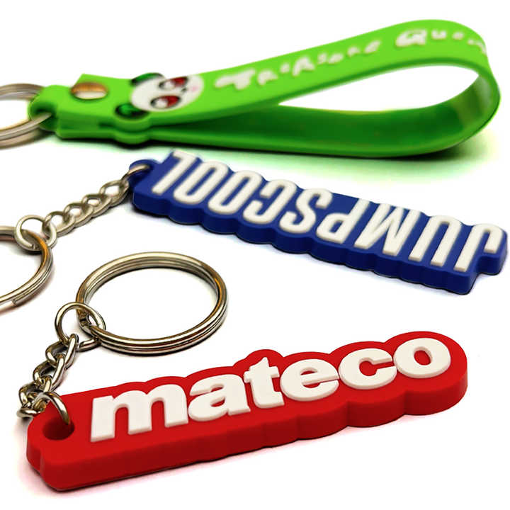 PVC Key Chain Manufacturer Wholesale Soft 2D 3D PVC Rubber Established Logo Design Keychain