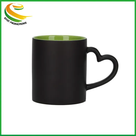 Factory Custom Printing Fashion Design Porcelain Ceramic Mug Heart Handle Love Mugs for Valentine′ S Day Gifts